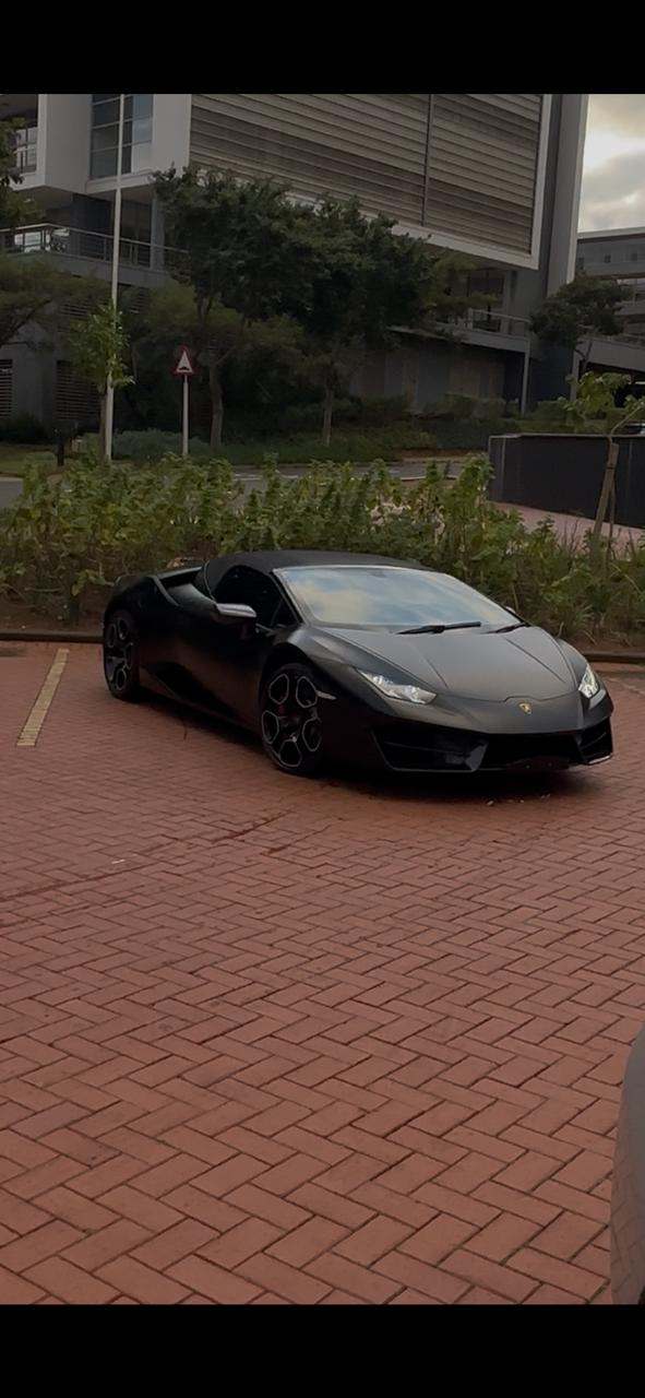 Lamborghini Huracan detailed by Washr